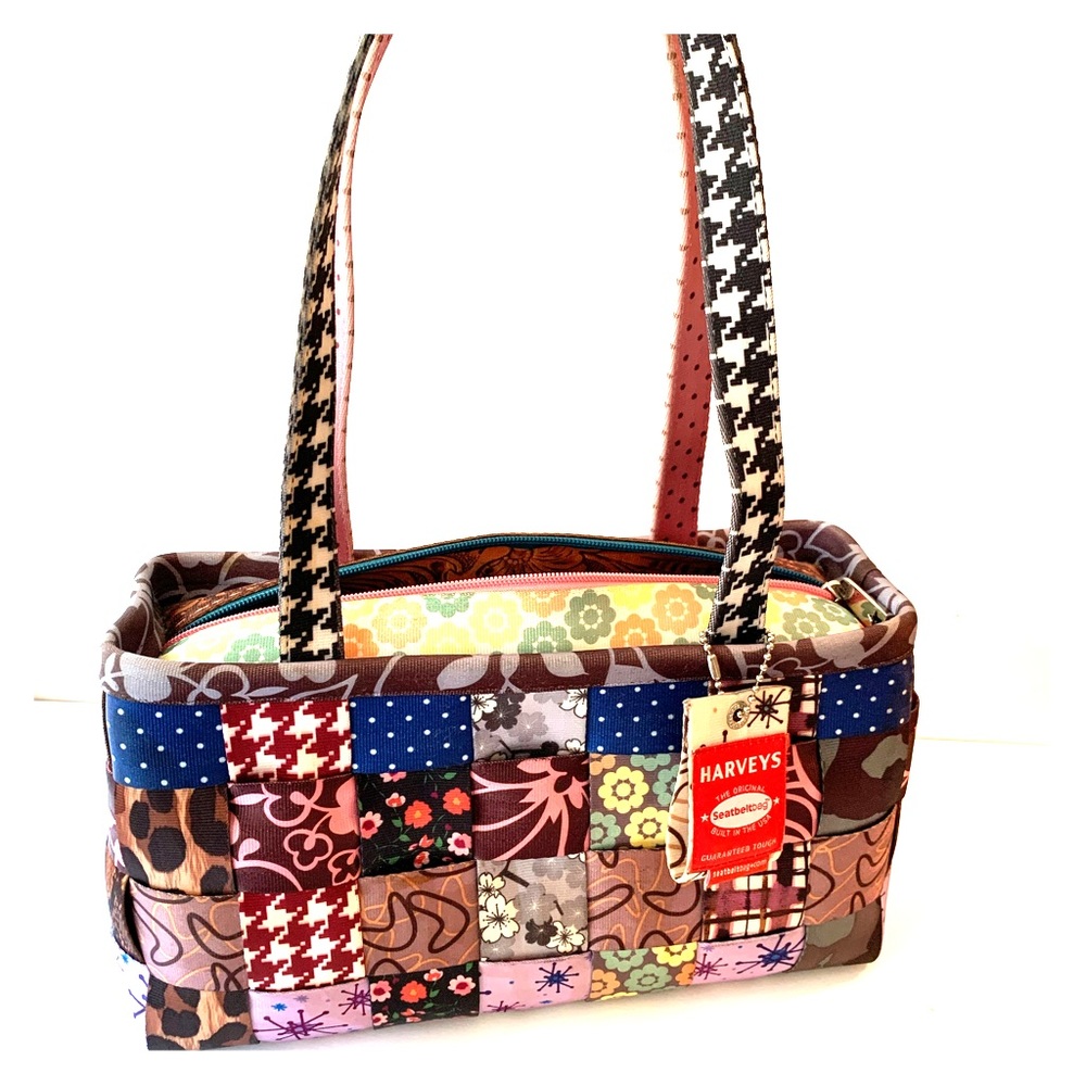 Harvey’s seatbelt bag